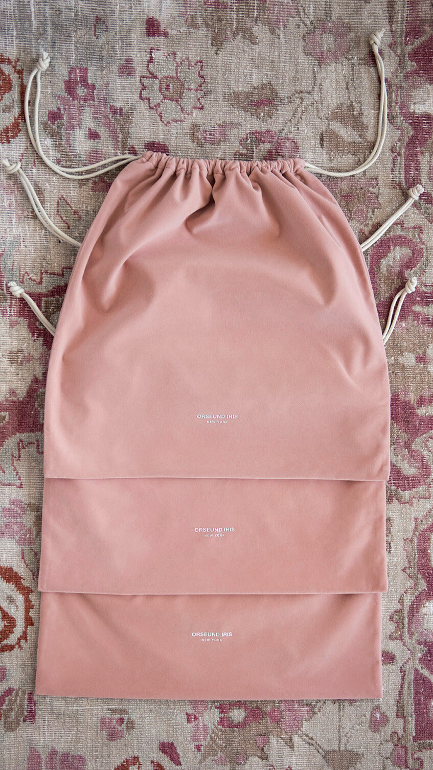 Grand sac à poussière en velours Signature