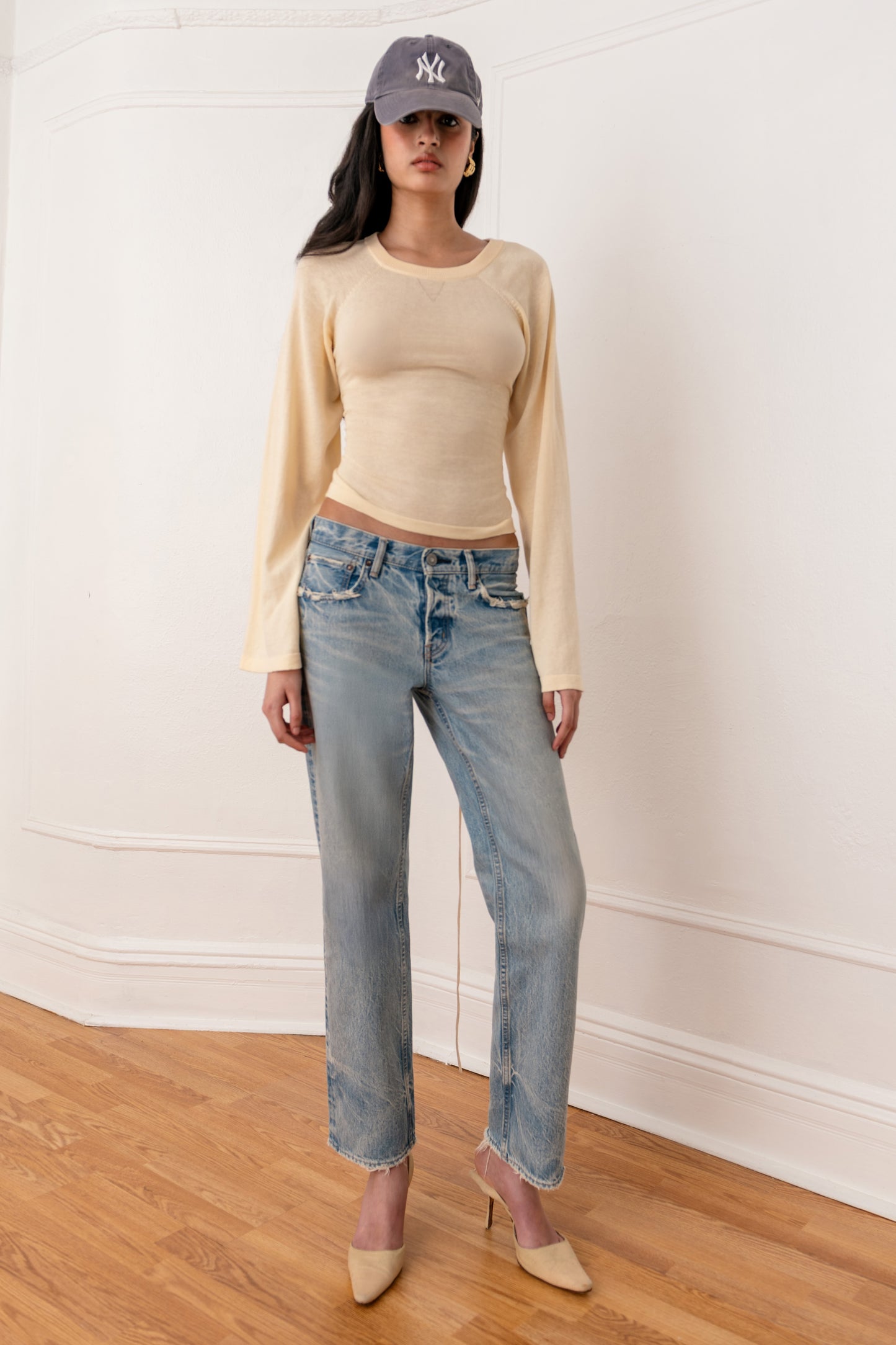 Off-Season Knitted Raglan Shirt