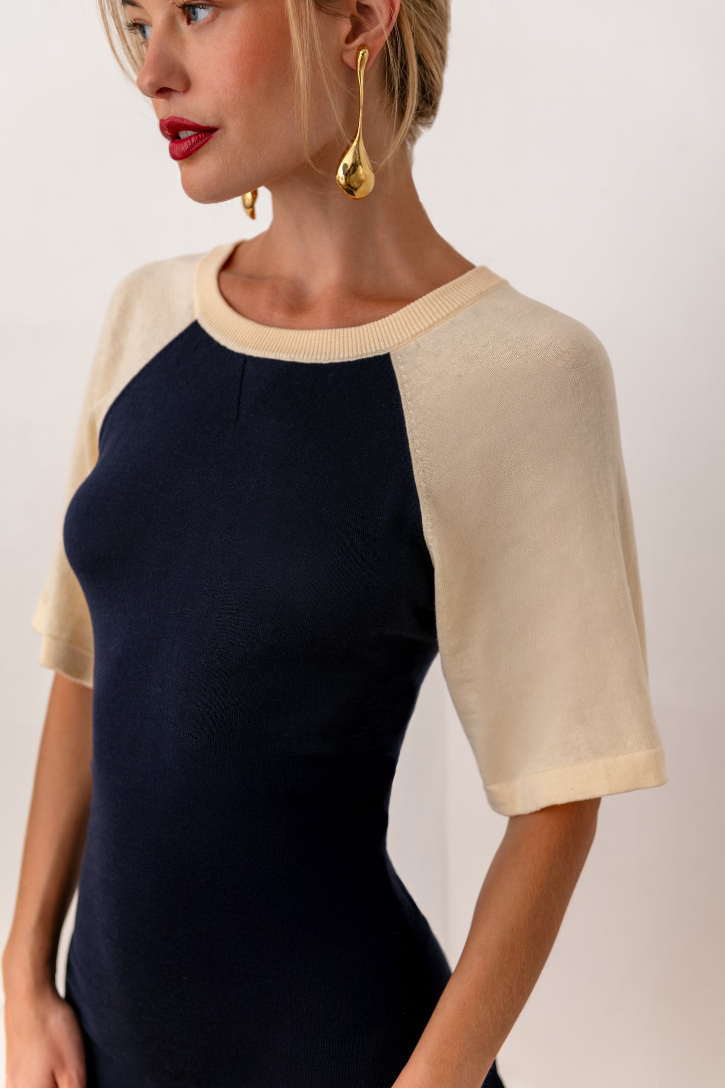 Off-Season Knitted Raglan Mini Dress