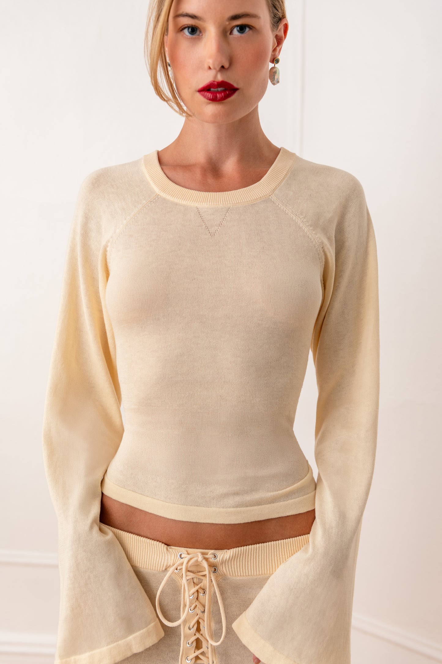 Off-Season Knitted Raglan Shirt