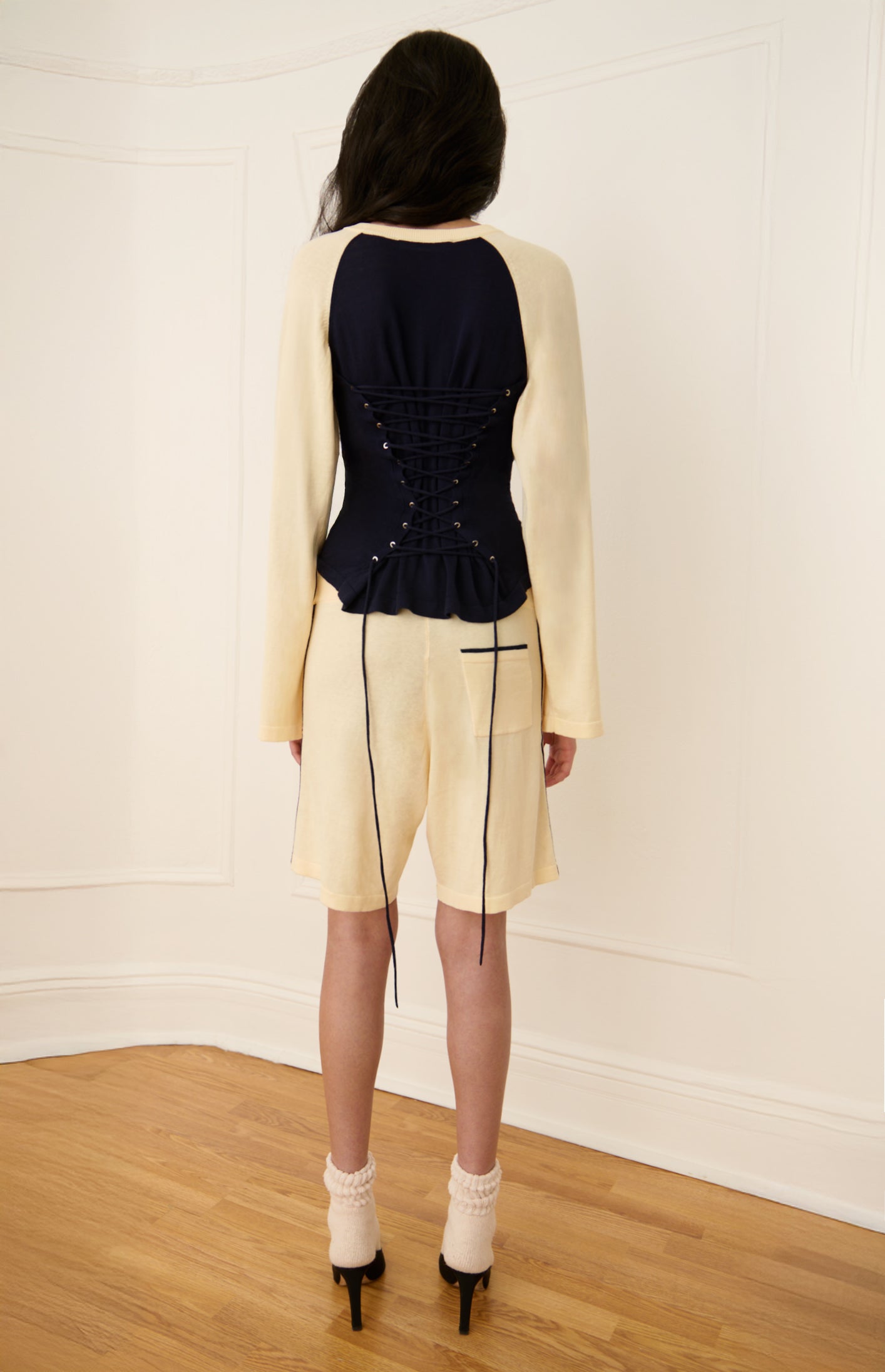 Off-Season Knitted Raglan Shirt