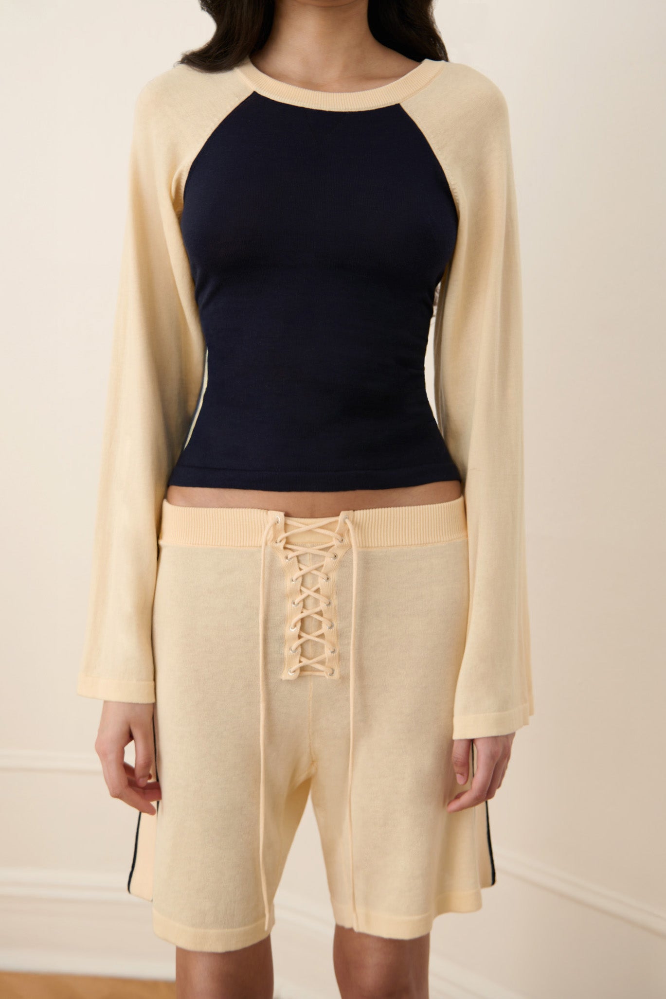 Off-Season Knitted Raglan Shirt