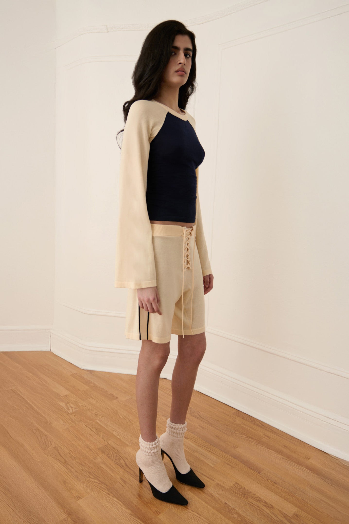 Off-Season Knitted Raglan Shirt