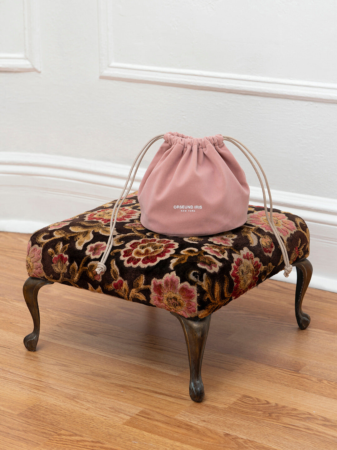 Petit sac à poussière en velours Signature