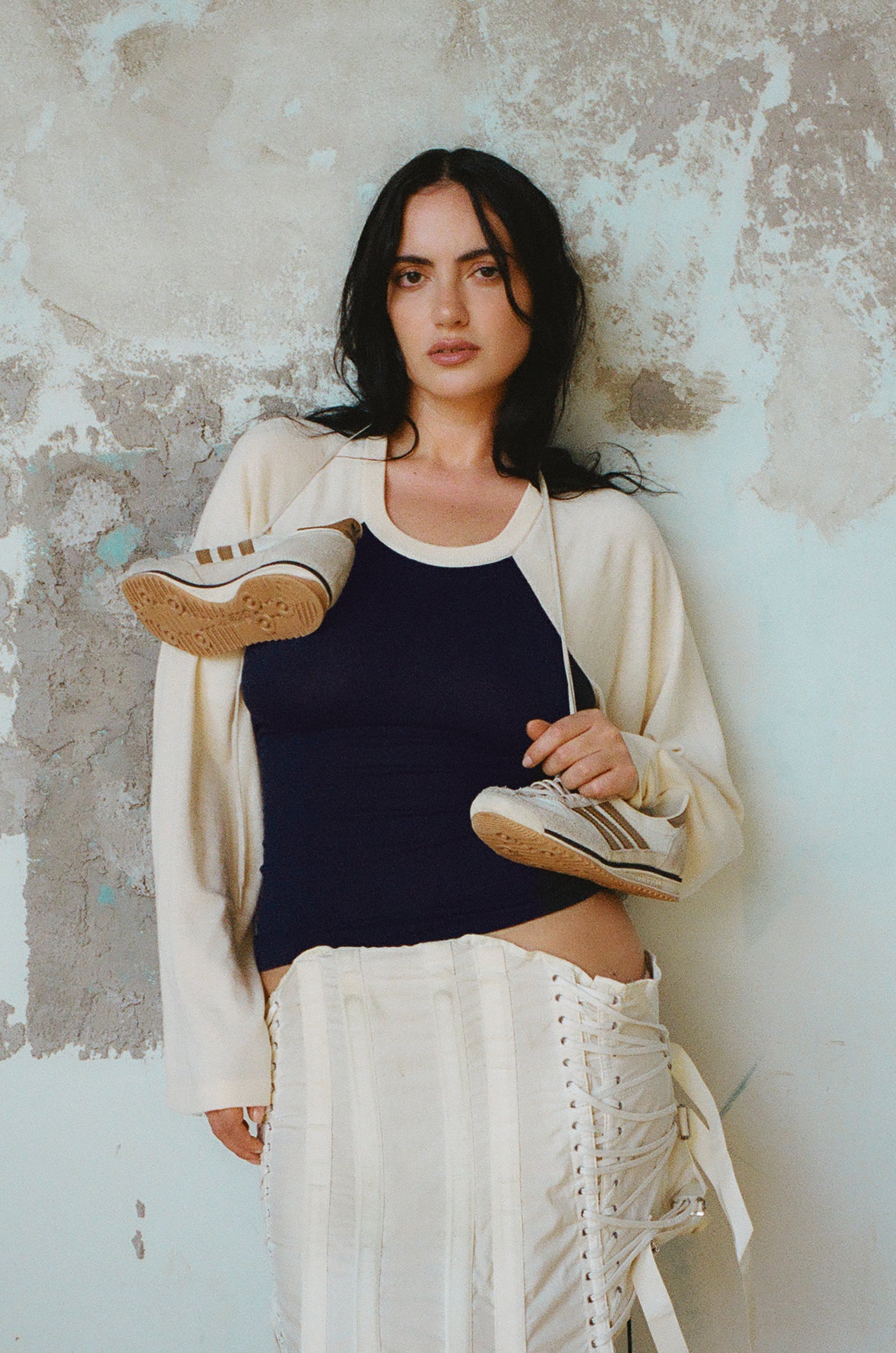 Off-Season Knitted Raglan Shirt