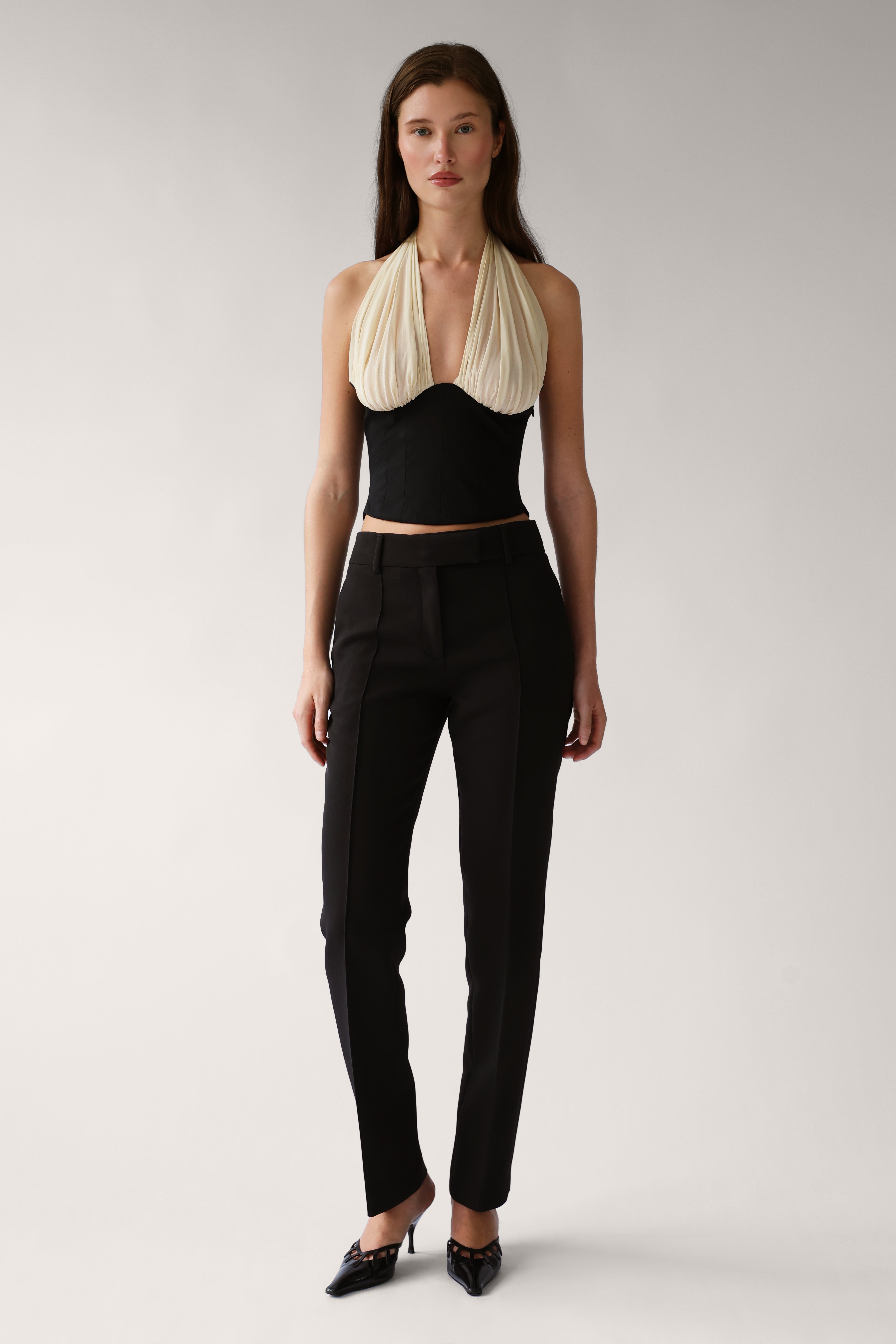 Le Cinéma Bustier – Orseund Iris