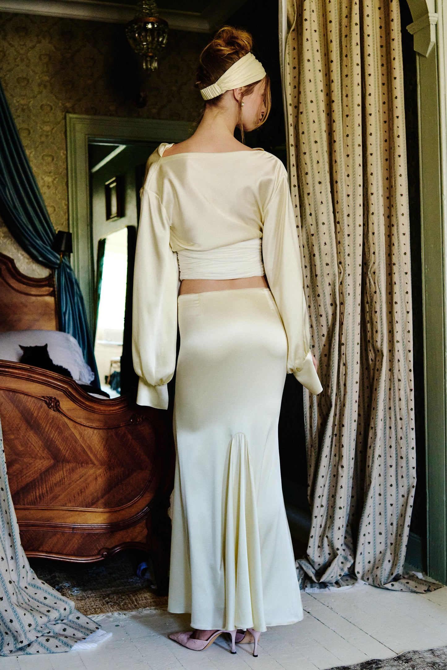 Eternal Devotion Silk Set