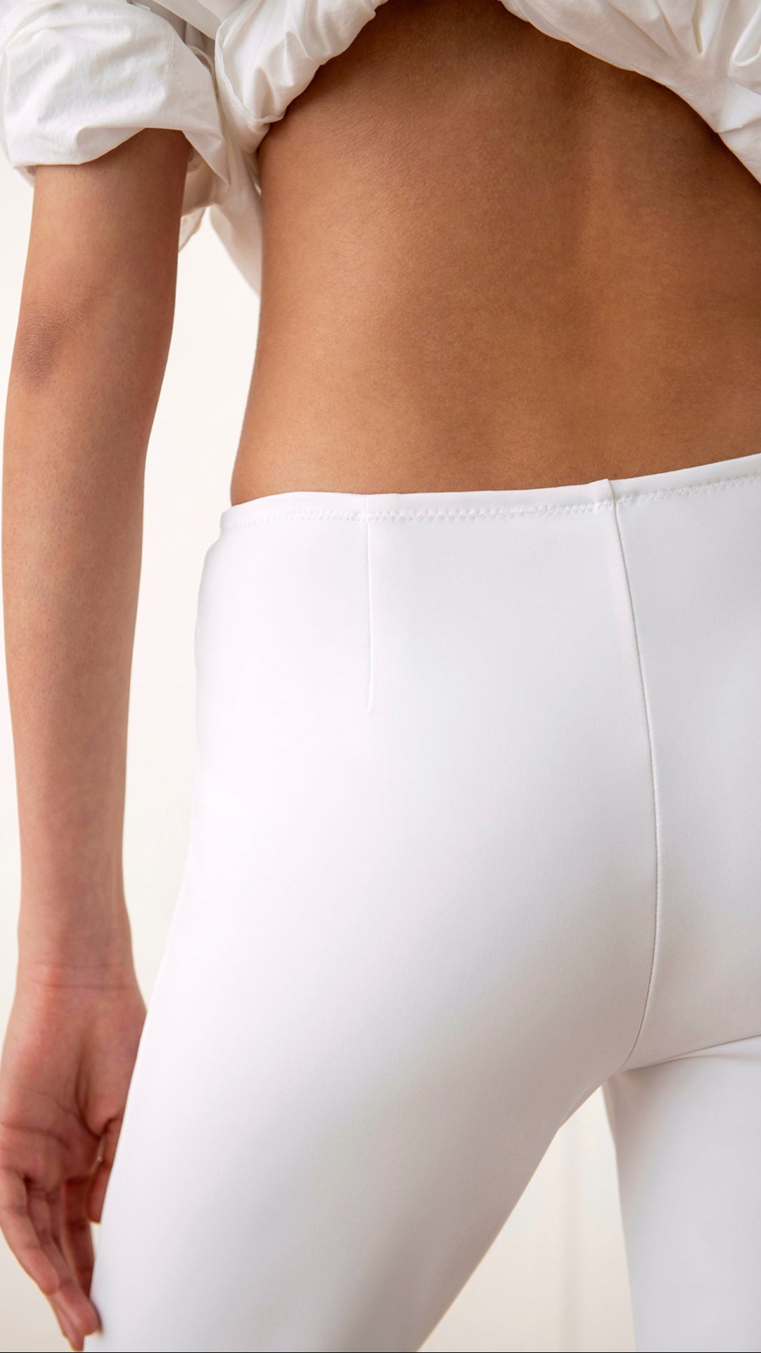 Basic Capri Knit Pant