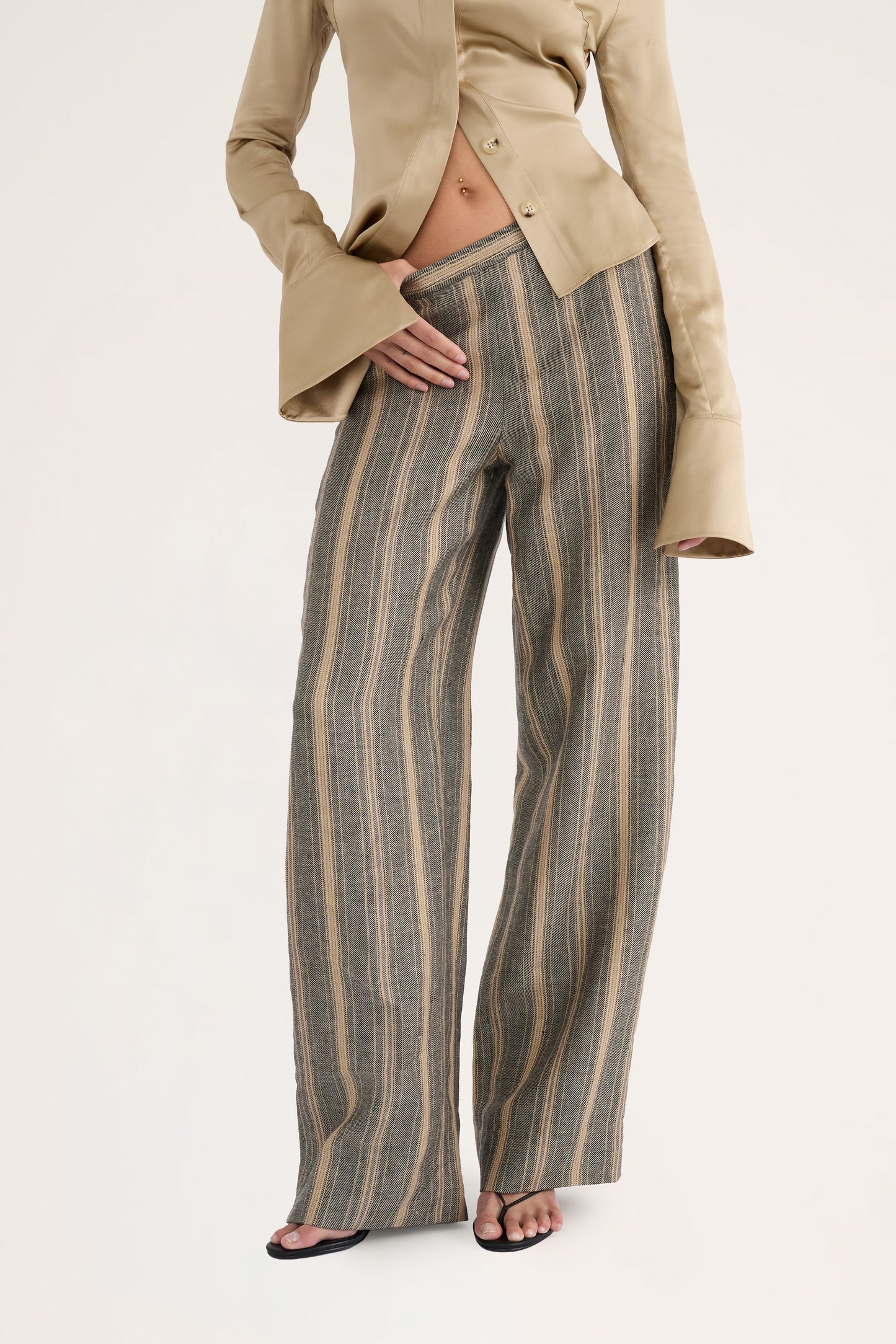The Romantic Relic Pant