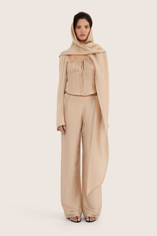 The Romantic Relic Wrap