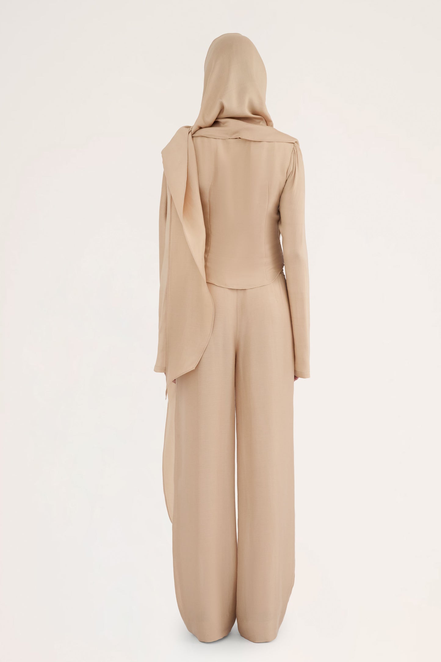 The Romantic Relic Wrap