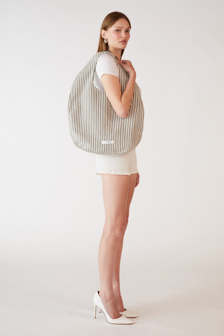 Stripe Egg Tote